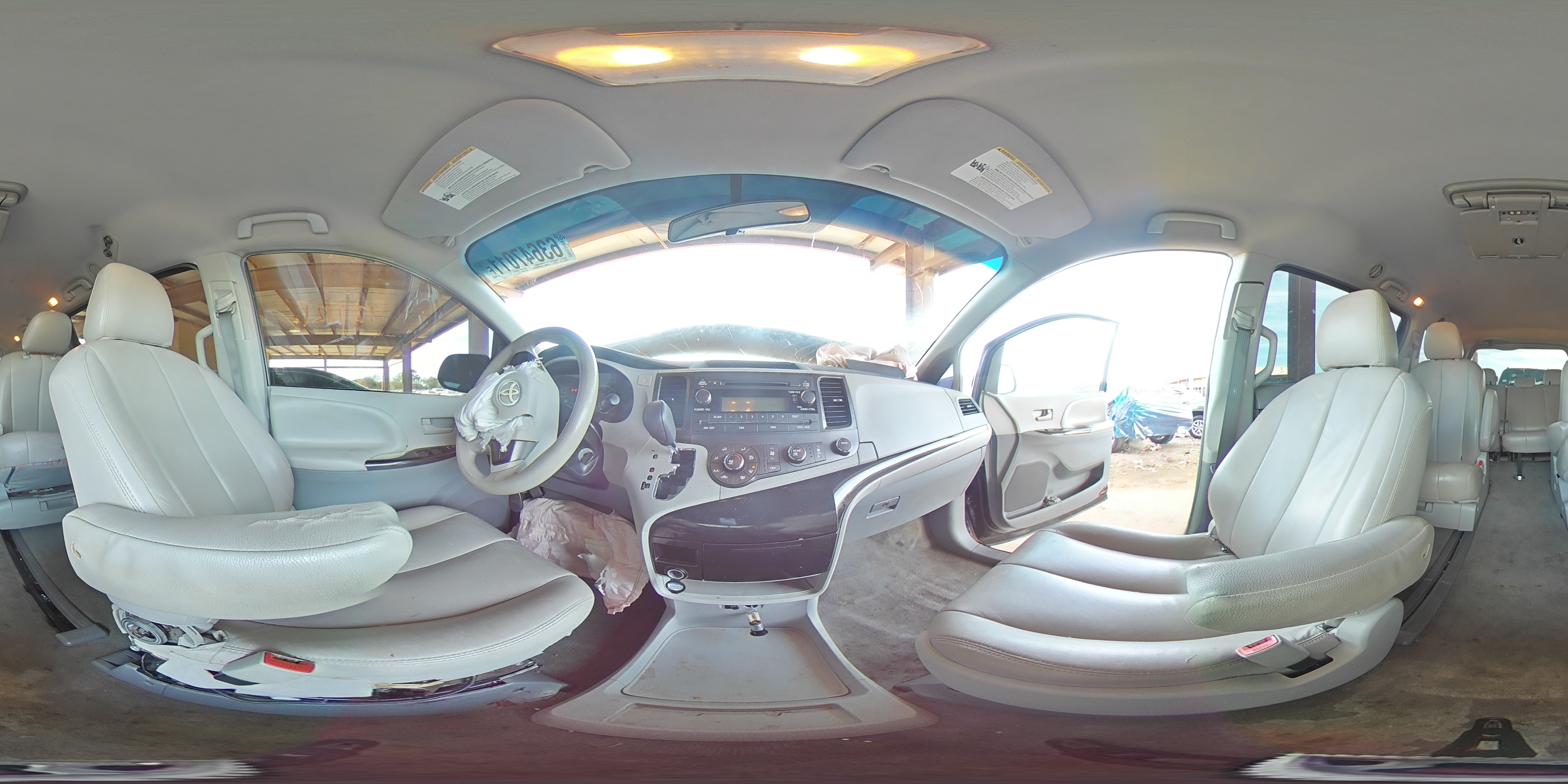 2011 TOYOTA SIENNA BAS 5TDKA3DC1BS009169