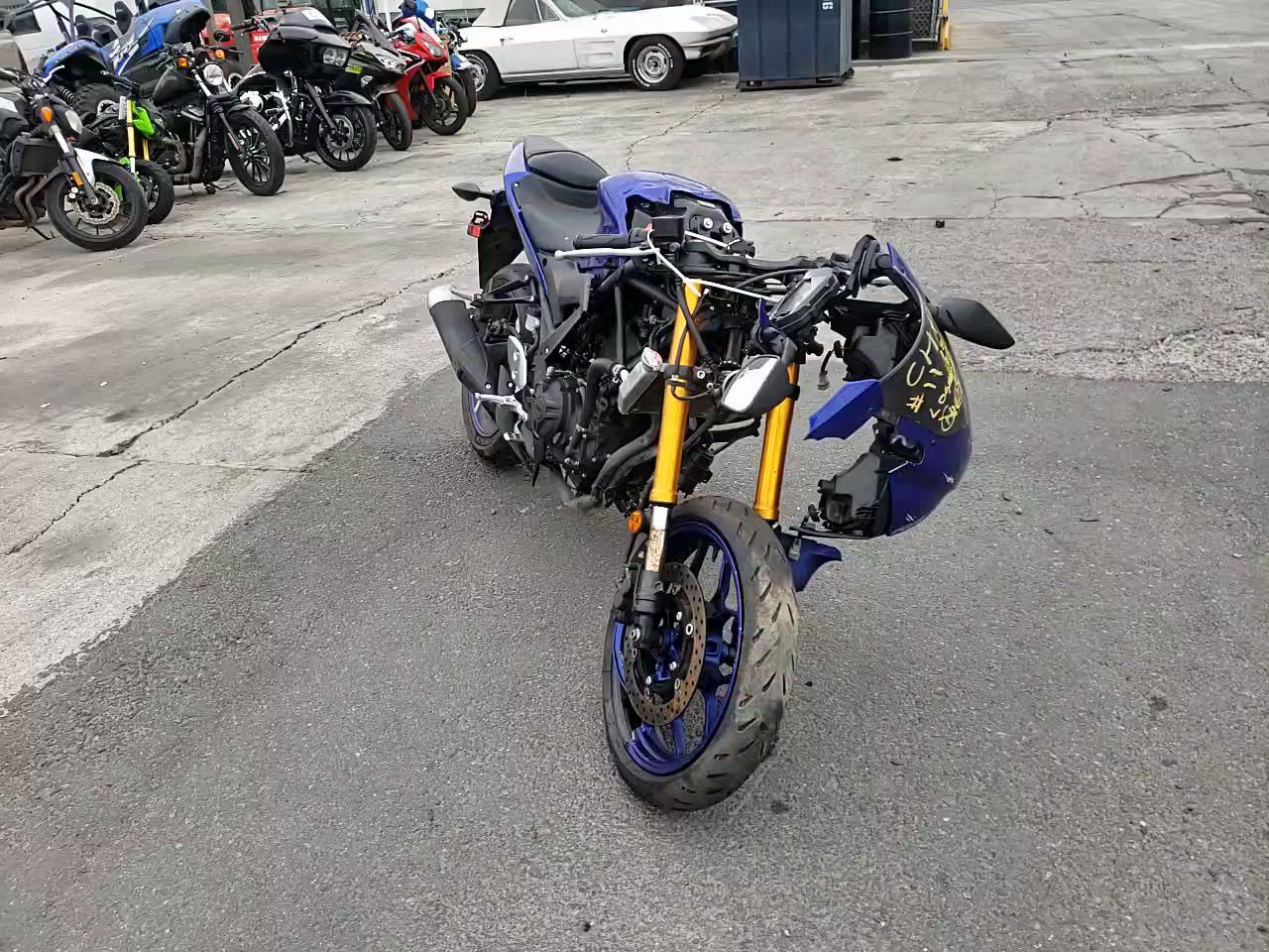 2019 YAMAHA YZFR3 MH3RH17Y9KK002226