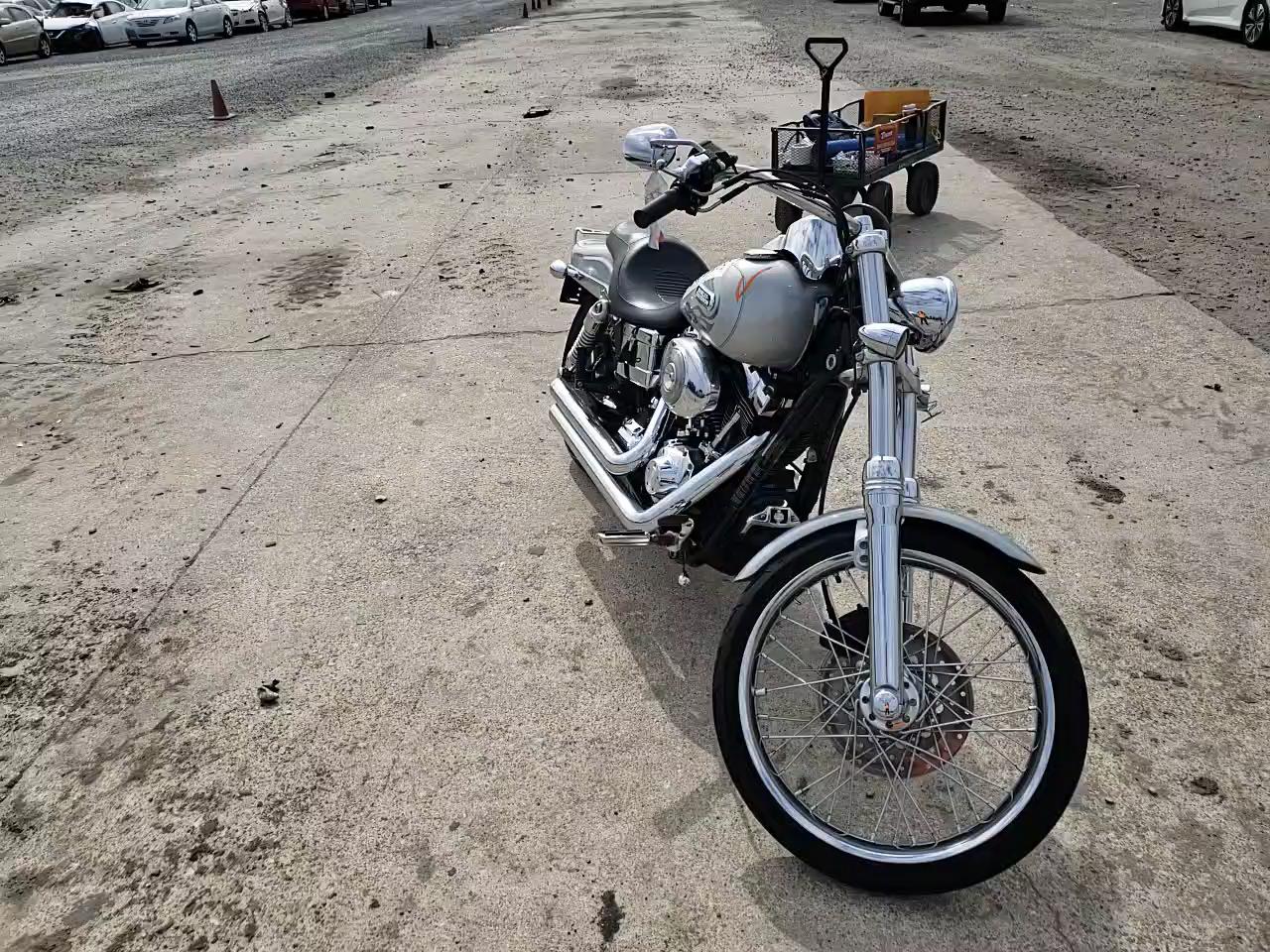 2006 HARLEY-DAVIDSON FXDWGI 1HD1GP1146K303651