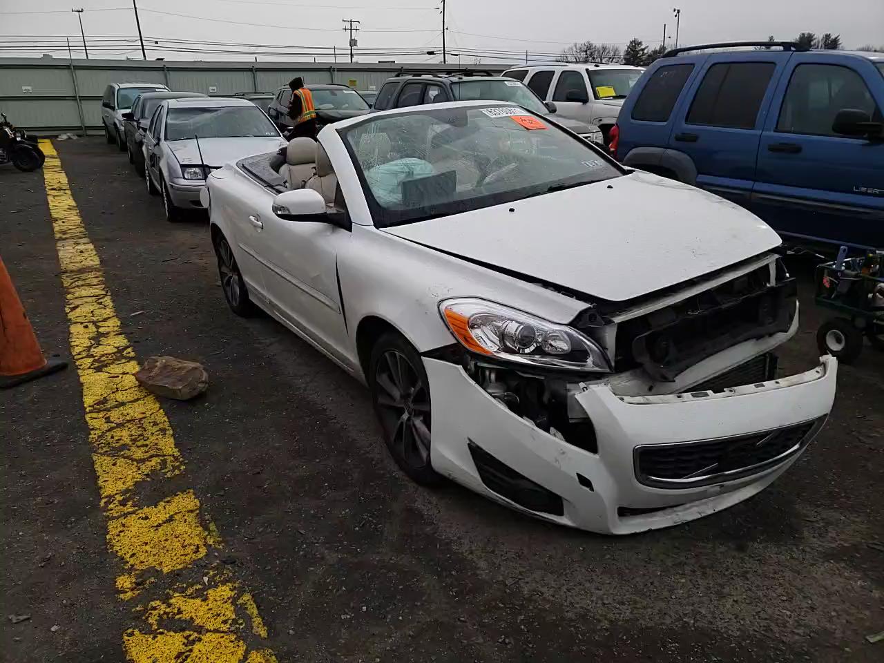 2011 VOLVO C70 T5 YV1672MC0BJ107398