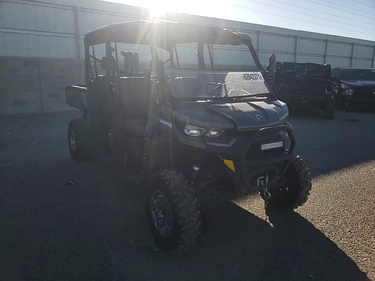 2021 CAN-AM DEFENDER M 3JBURAX47MK000391