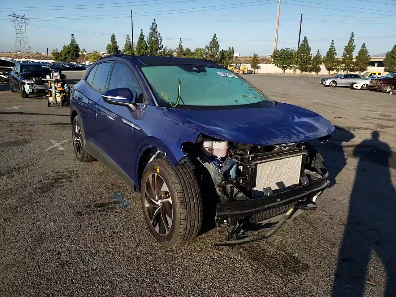 2021 VOLKSWAGEN ID.4 PRO S WVGTMPE24MP024024