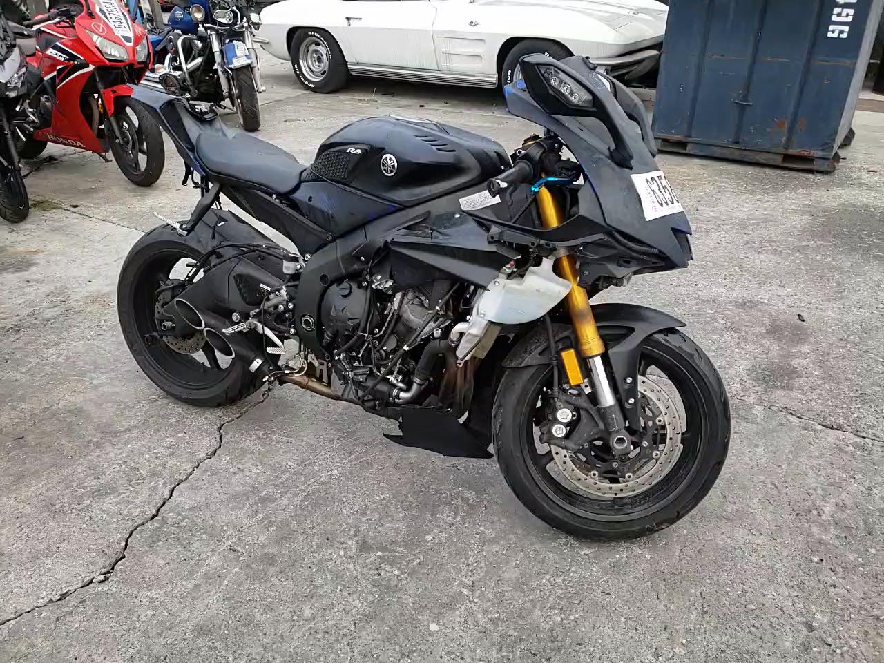 2017 YAMAHA YZFR6 C JYARJ28Y0HA001001