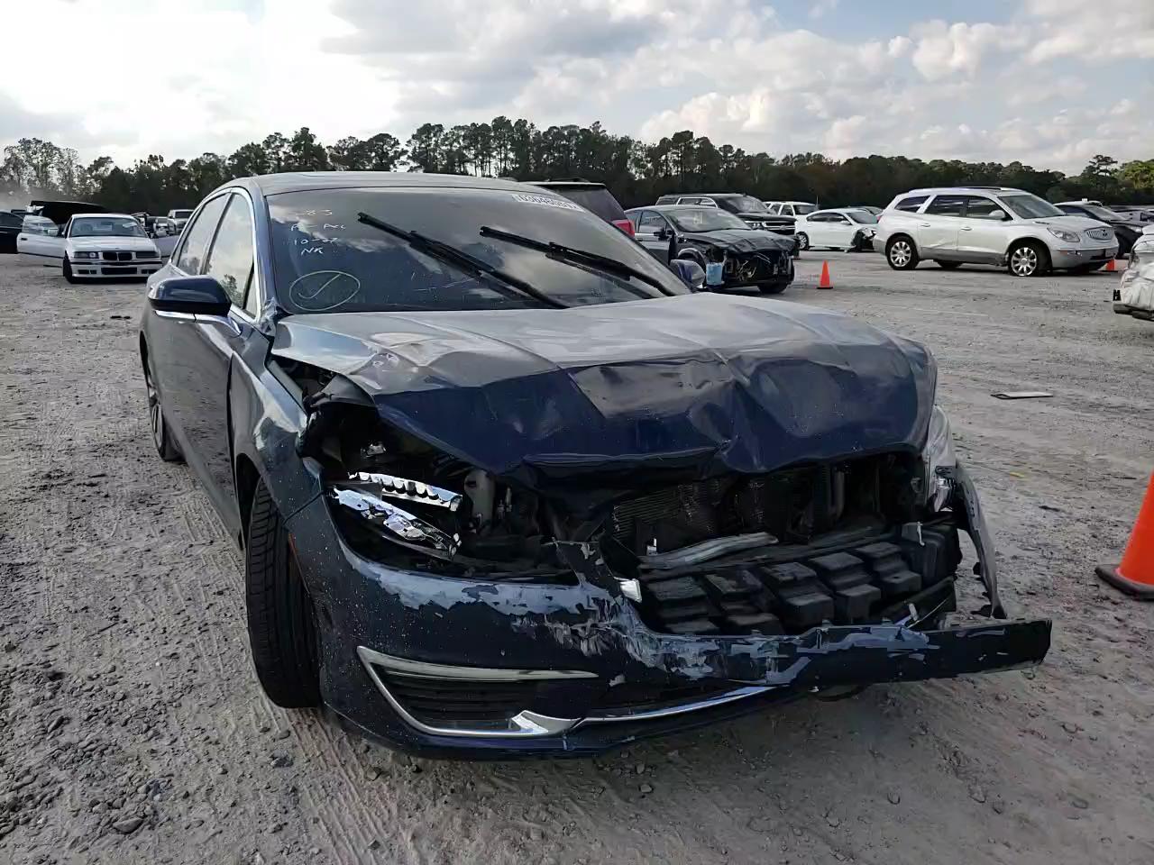 2017 LINCOLN MKZ RESERV 3LN6L5FC4HR623399