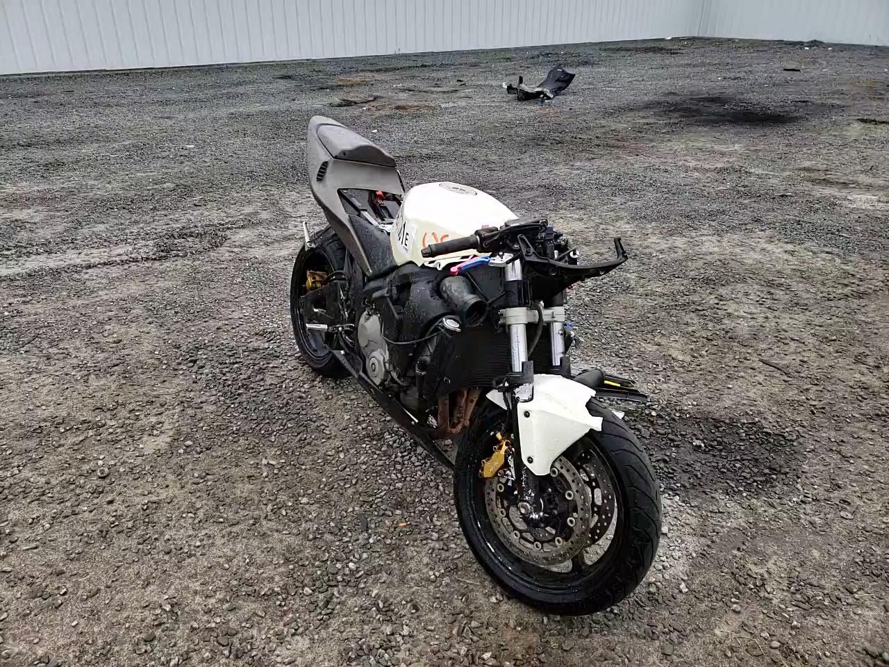 2004 HONDA CBR600 RR JH2PC37044M105529