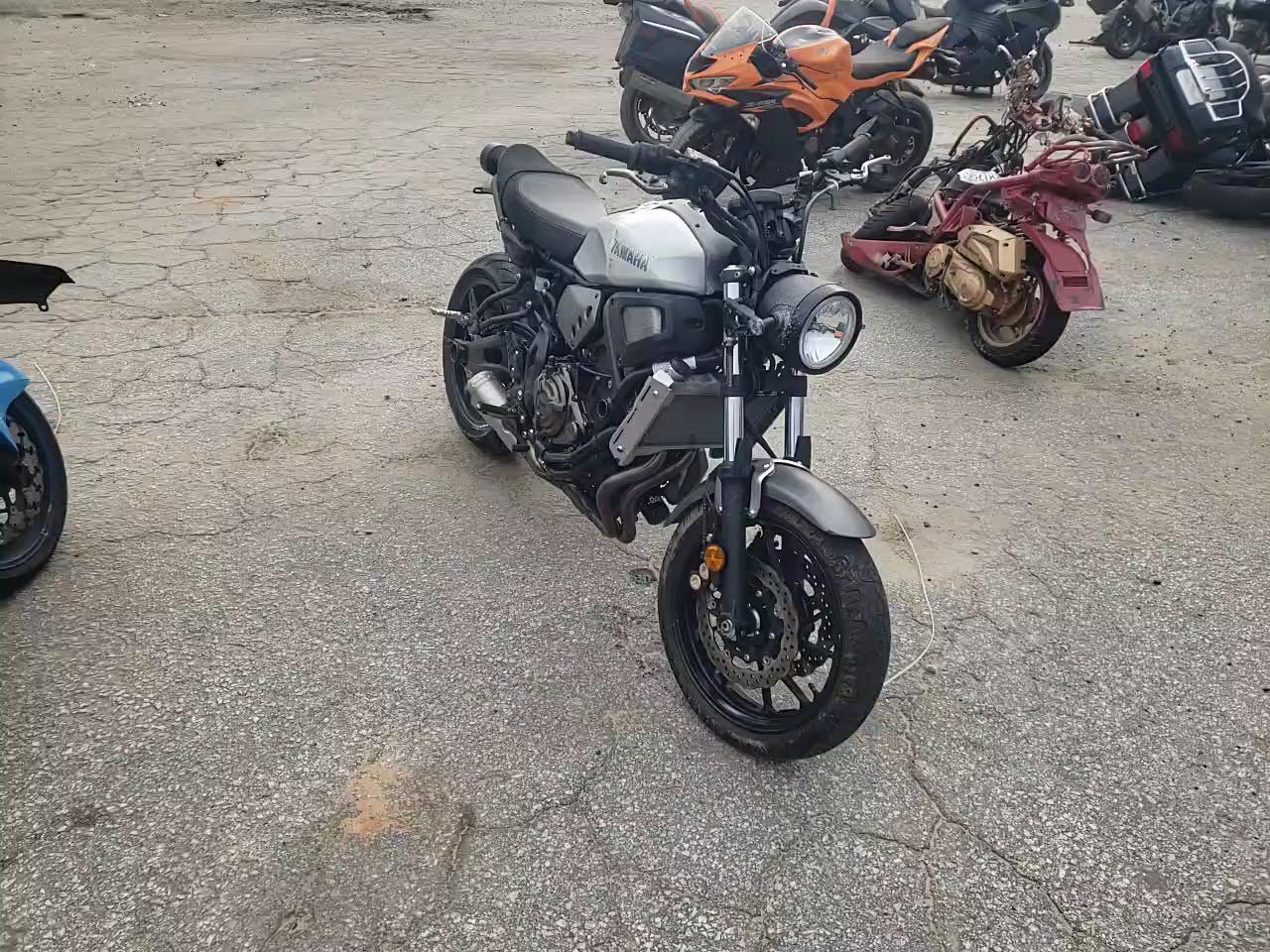2018 YAMAHA XSR700 JYARM21E2JA000073