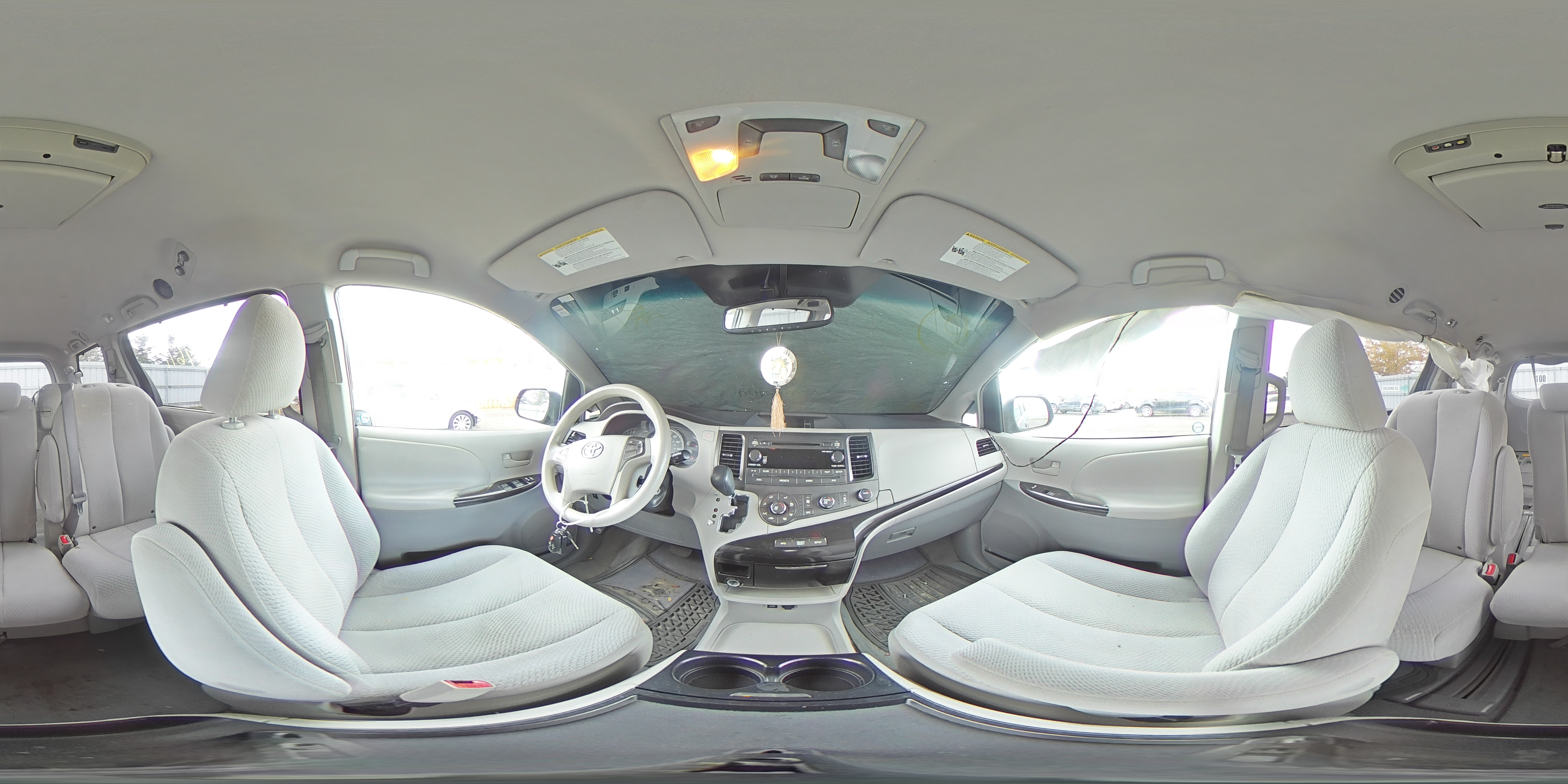 2011 TOYOTA SIENNA LE - 5TDKK3DC9BS089060