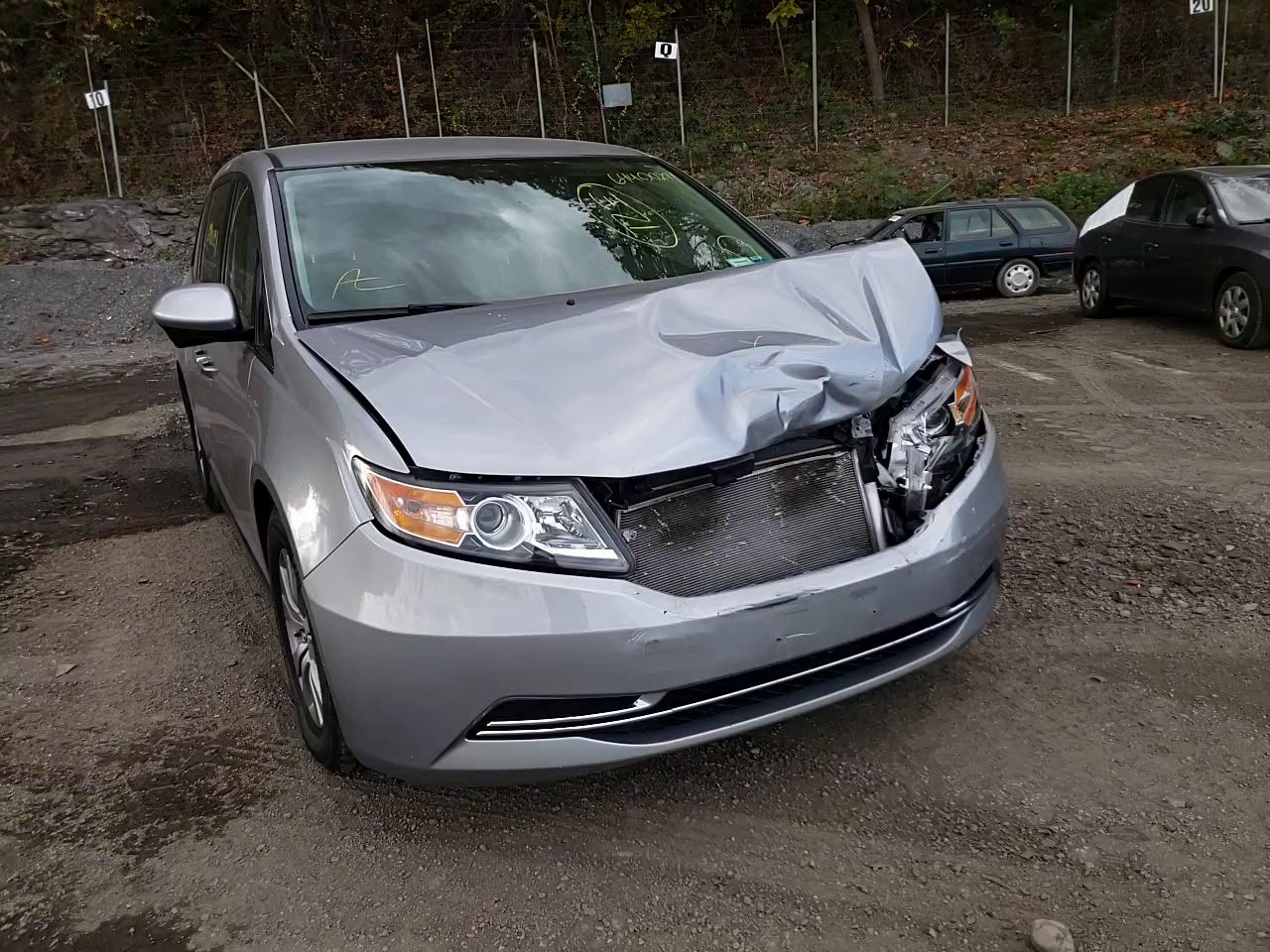 2016 HONDA ODYSSEY SE 5FNRL5H3XGB022173