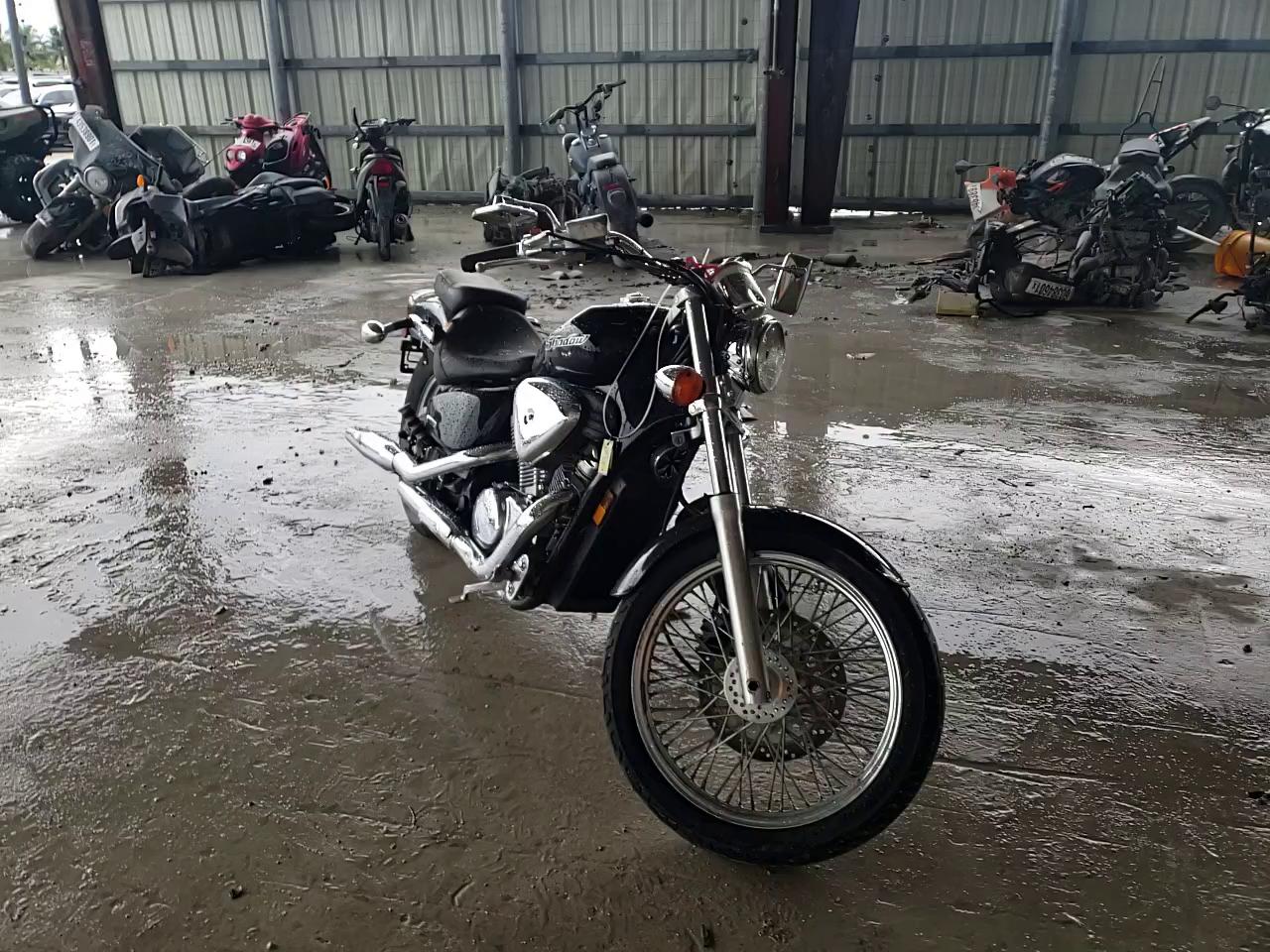 2004 HONDA VT600 CD JH2PC21304M503110