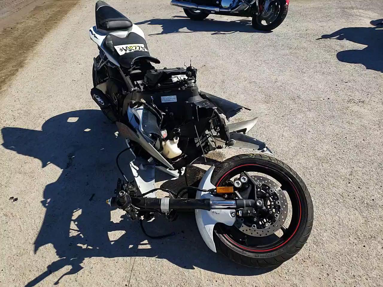 2009 YAMAHA YZFR6 JYARJ16E89A018455