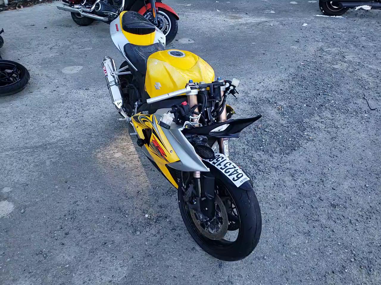 2007 SUZUKI GSX-R1000 JS1GT77A472112998