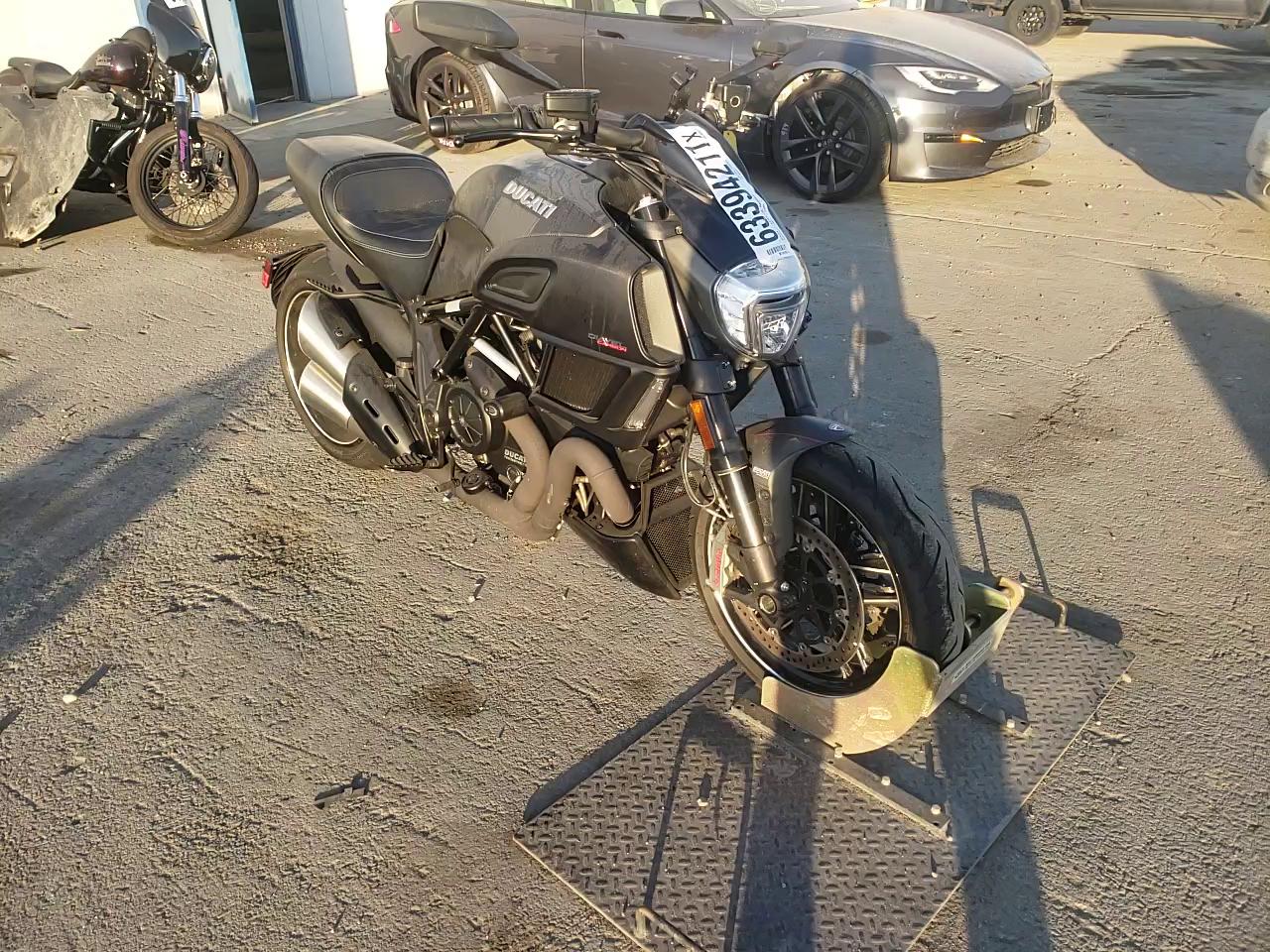 2018 DUCATI DIAVEL ZDM13BSWXJB029766