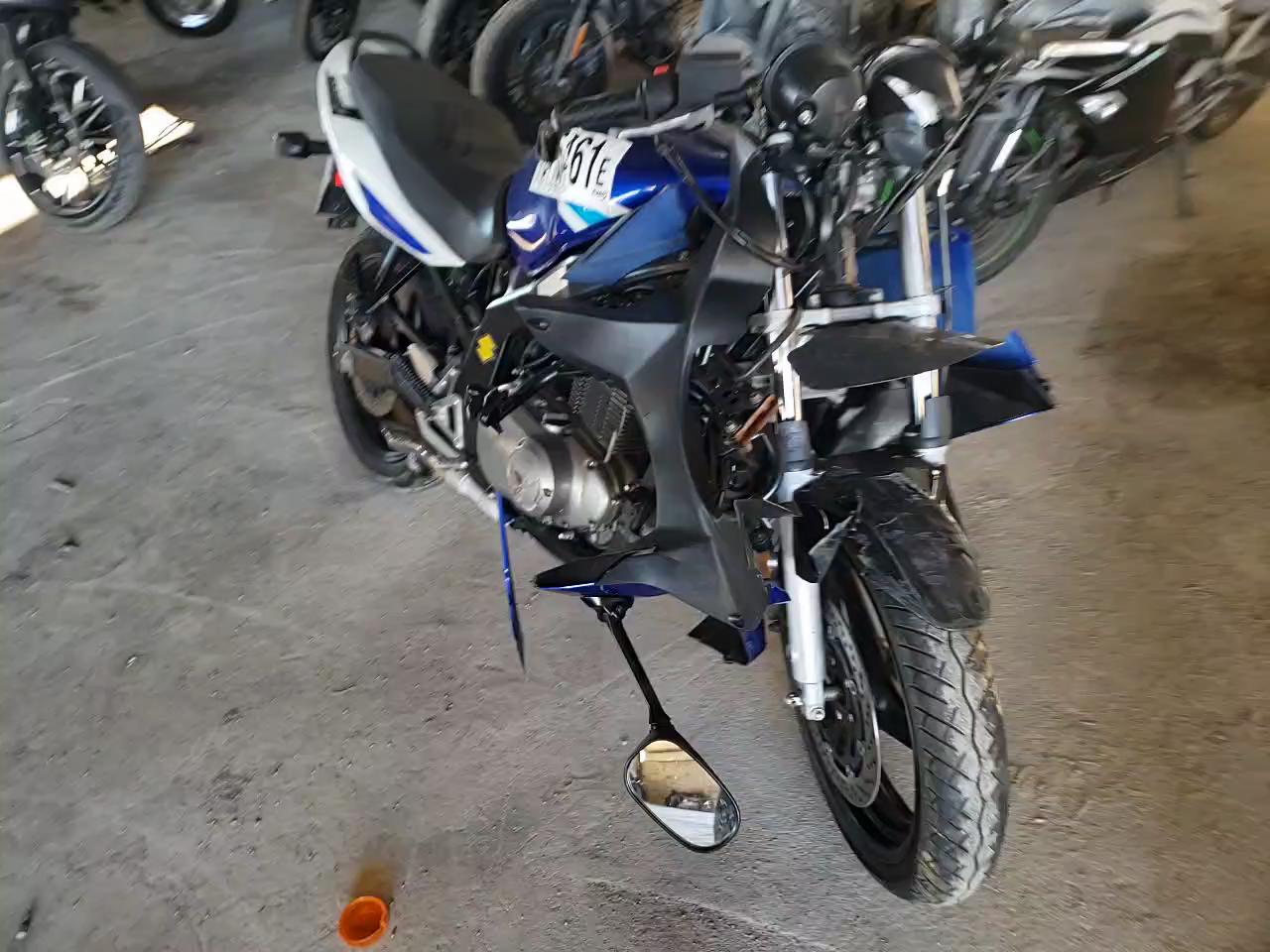 2004 SUZUKI GS500 FK VTTGM51A742103138