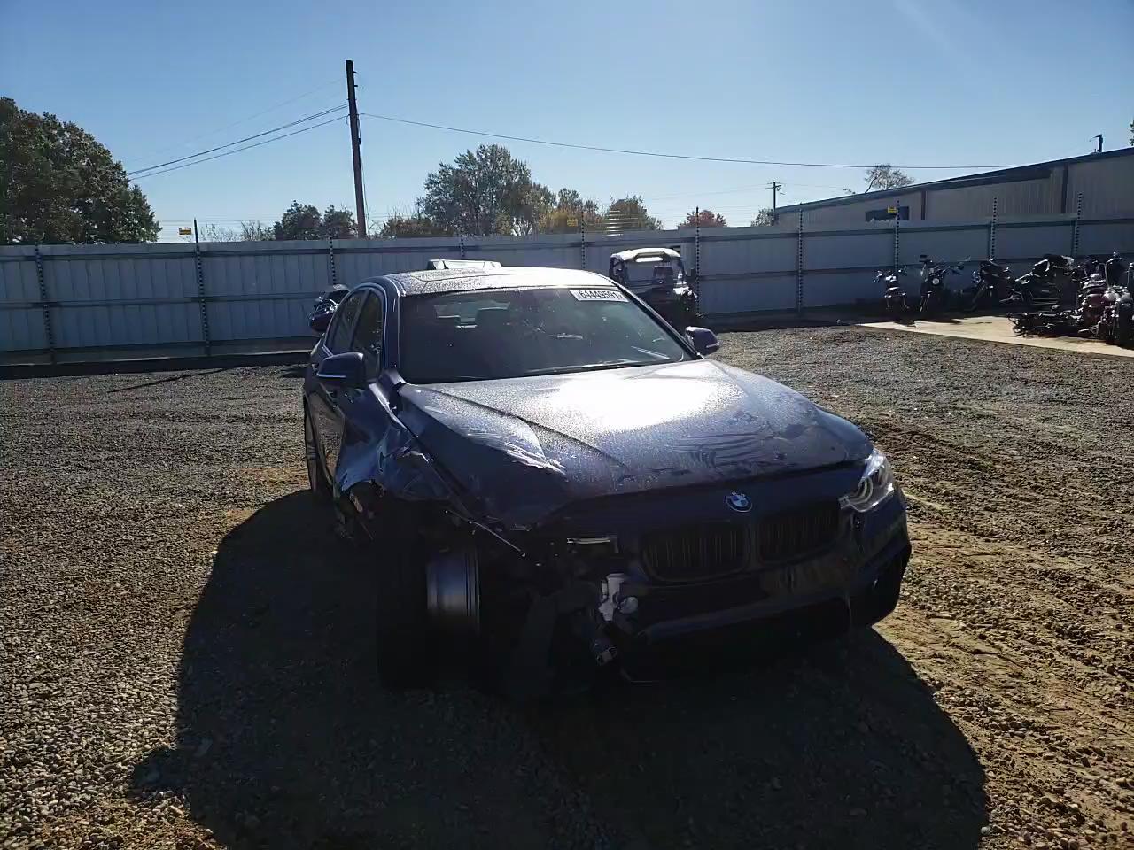 2018 BMW 330 XI WBA8D9C59JA614315