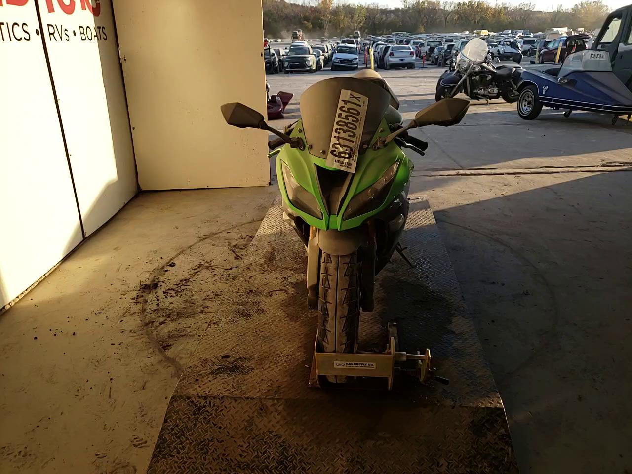2013 KAWASAKI ZX636 E JKBZXJE10DA000113
