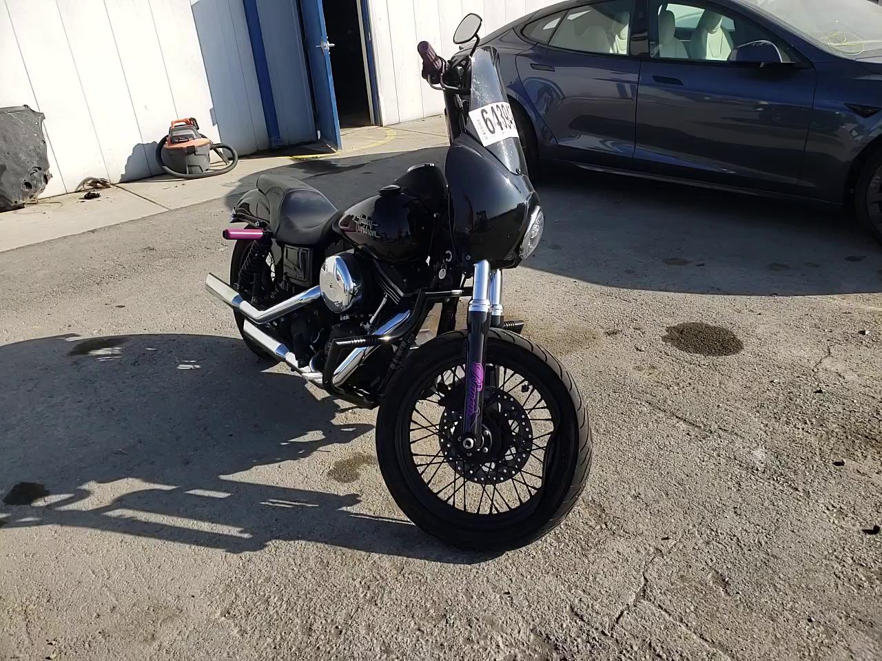 2014 HARLEY-DAVIDSON FXDBP DYNA 1HD1VAM11EC322827