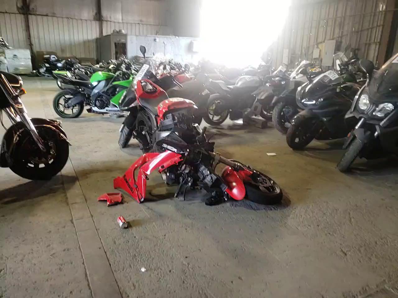 2012 KAWASAKI ZX1000 J JKAZXCJ10CA010029