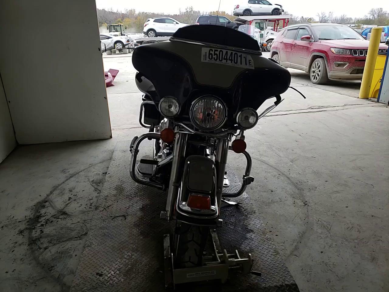 2009 HARLEY-DAVIDSON FLHTC 1HD1FF4109Y692802