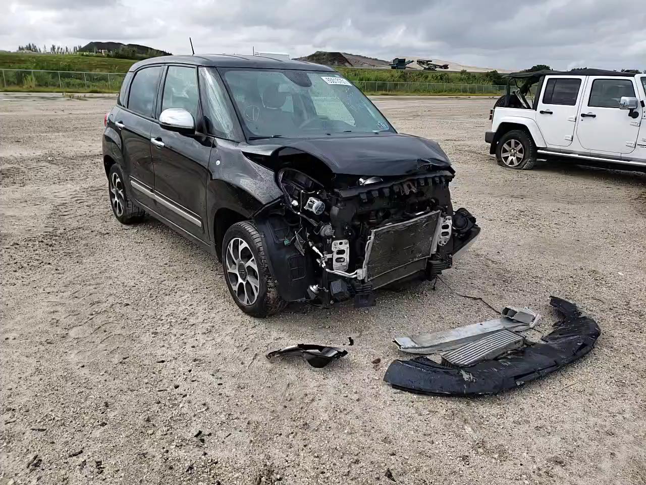 2014 FIAT 500L LOUNG ZFBCFACH0EZ021732
