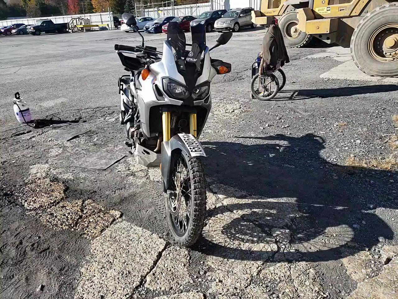 2016 HONDA CRF1000 JH2SD0410GK000084
