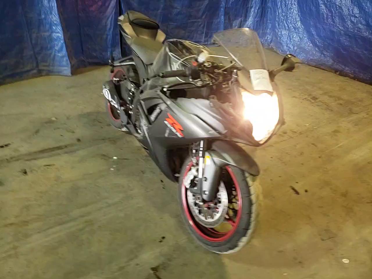 2017 SUZUKI GSX-R600 JS1GN7FA9H2100049