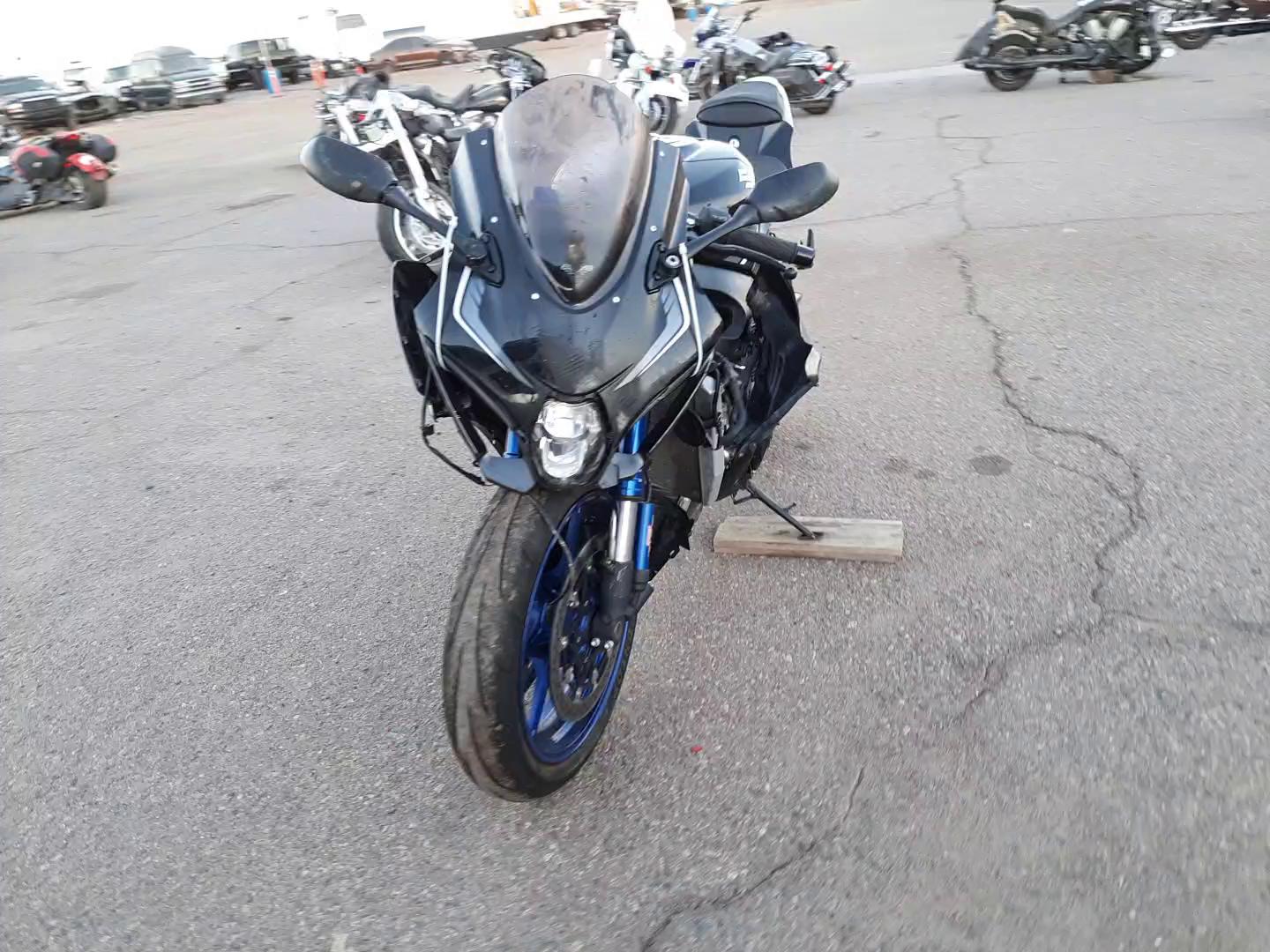2018 SUZUKI GSX-R1000 JS1DM11H6J2100071
