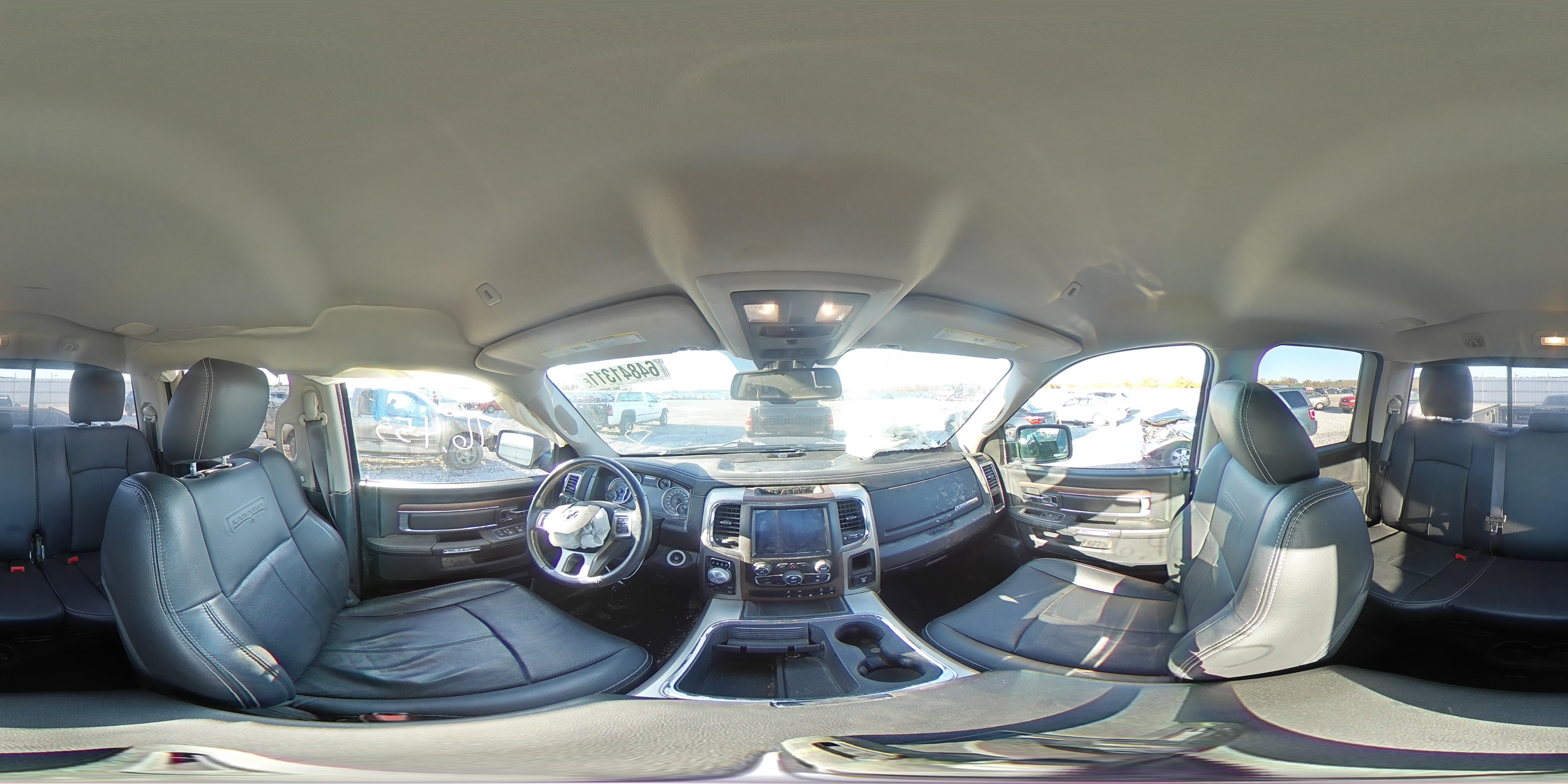 2018 RAM 1500 LARAM - 1C6RR7JT2JS193005