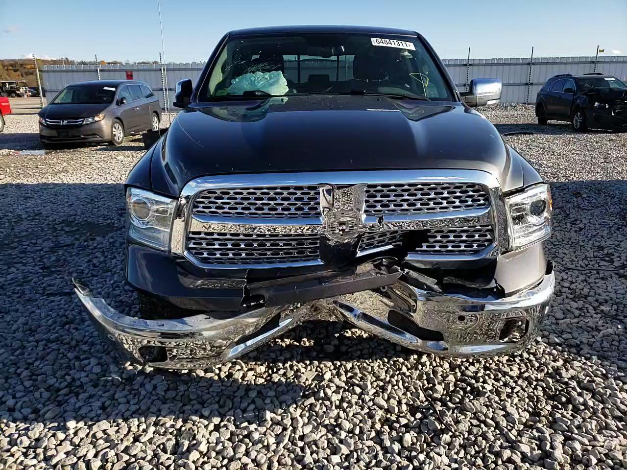 2018 RAM 1500 LARAM - 1C6RR7JT2JS193005