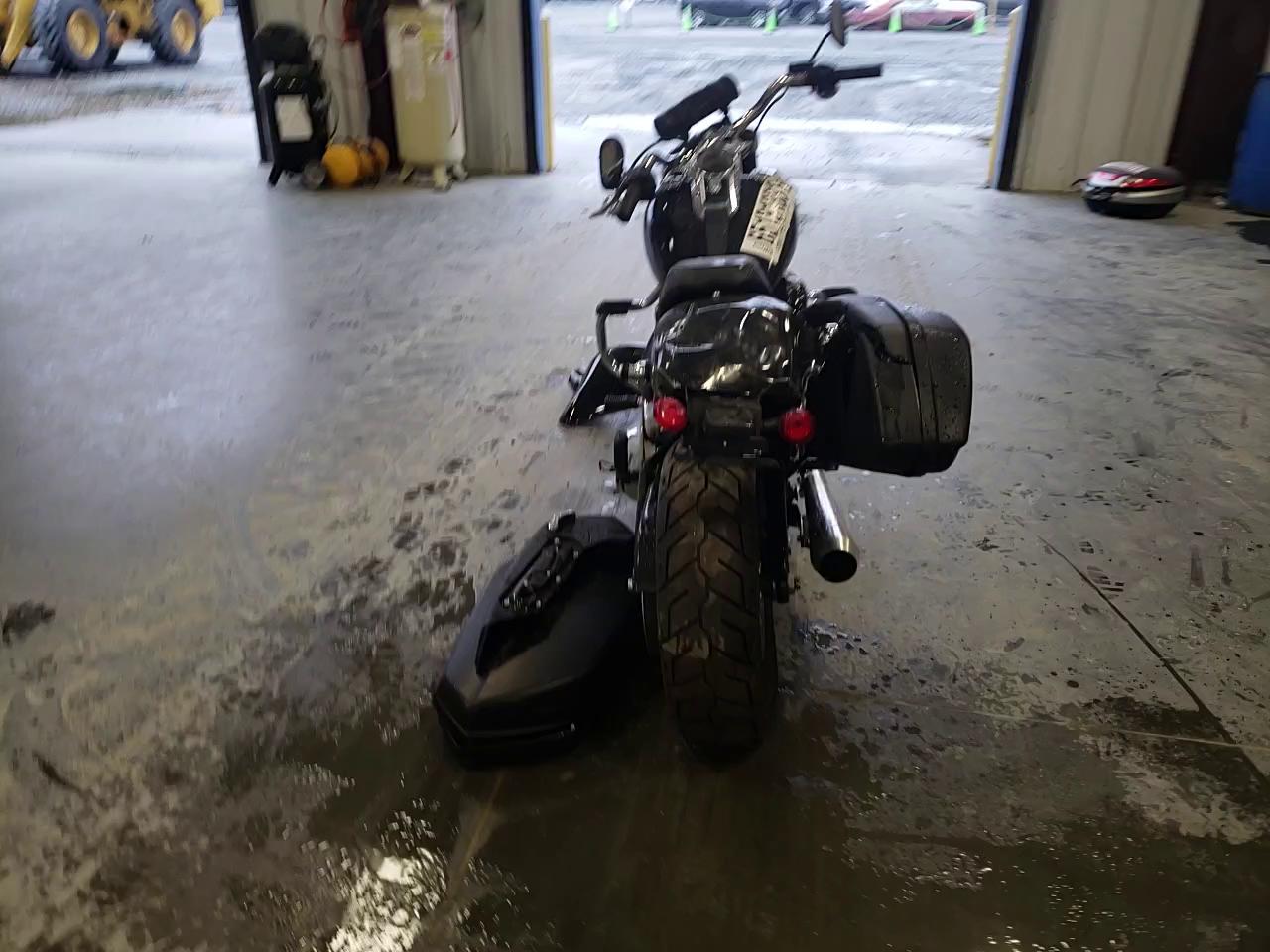 2021 HARLEY-DAVIDSON FLSB 1HD1YMJ14MB034642