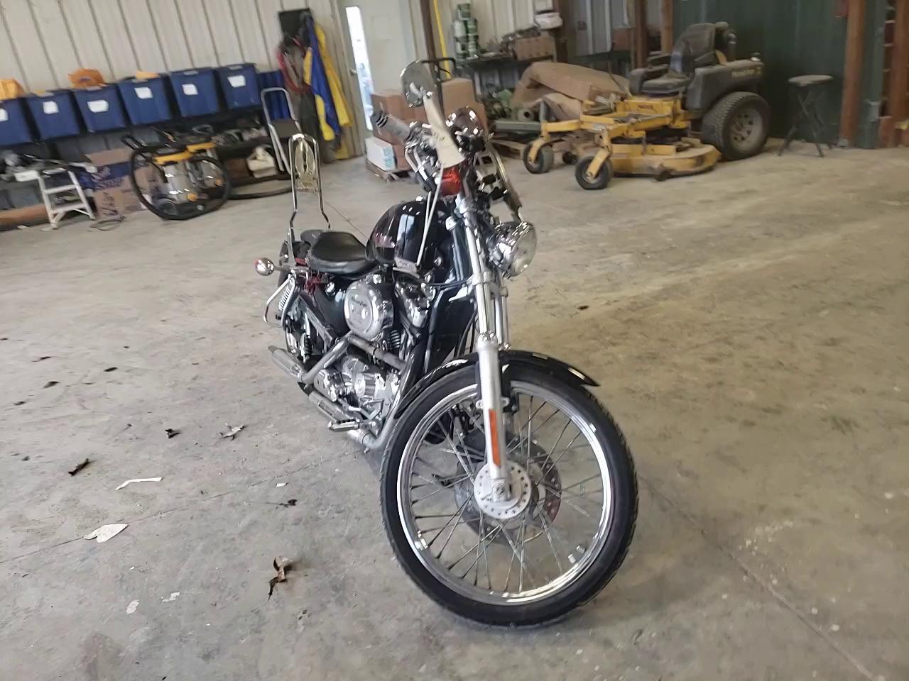2001 HARLEY-DAVIDSON XL1200 C 1HD1CGP151K140357