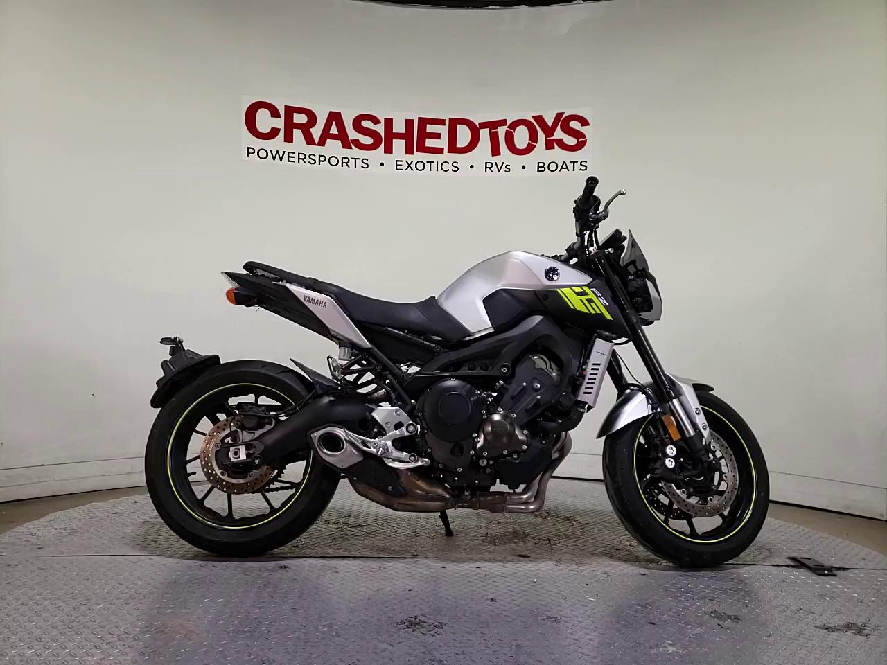 2017 YAMAHA FZ09 C JYARN53Y0HA000248