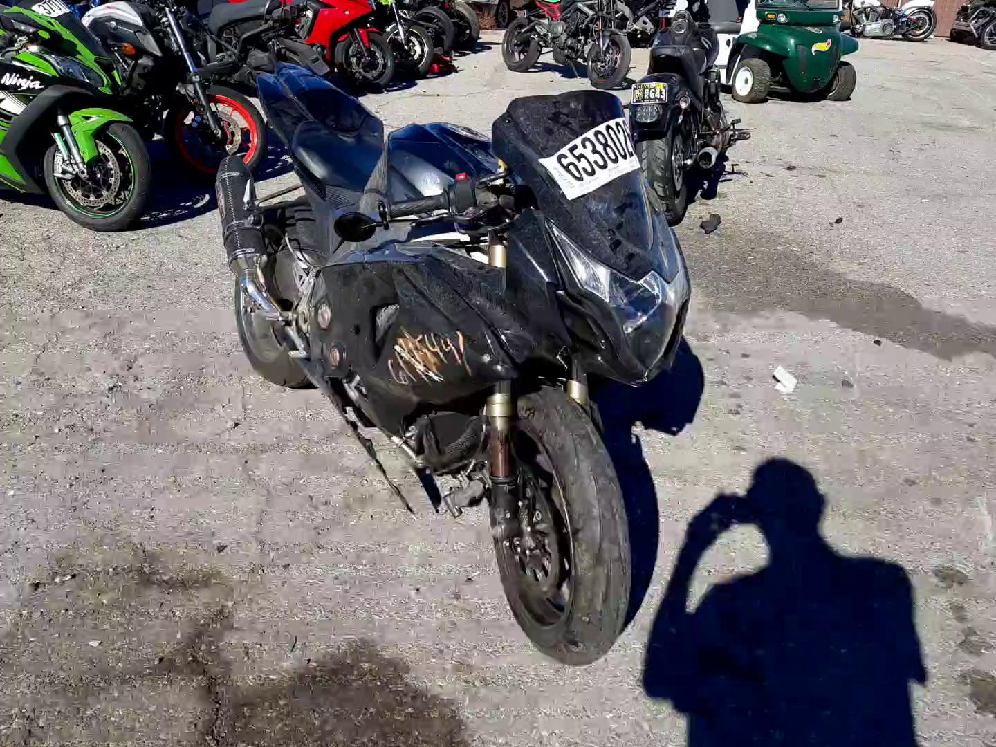 2011 SUZUKI GSX-R1000 JS1GT78A3B2101790