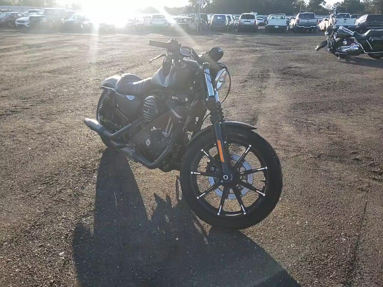 2021 HARLEY-DAVIDSON XL883 N 1HD4LE215MB400687