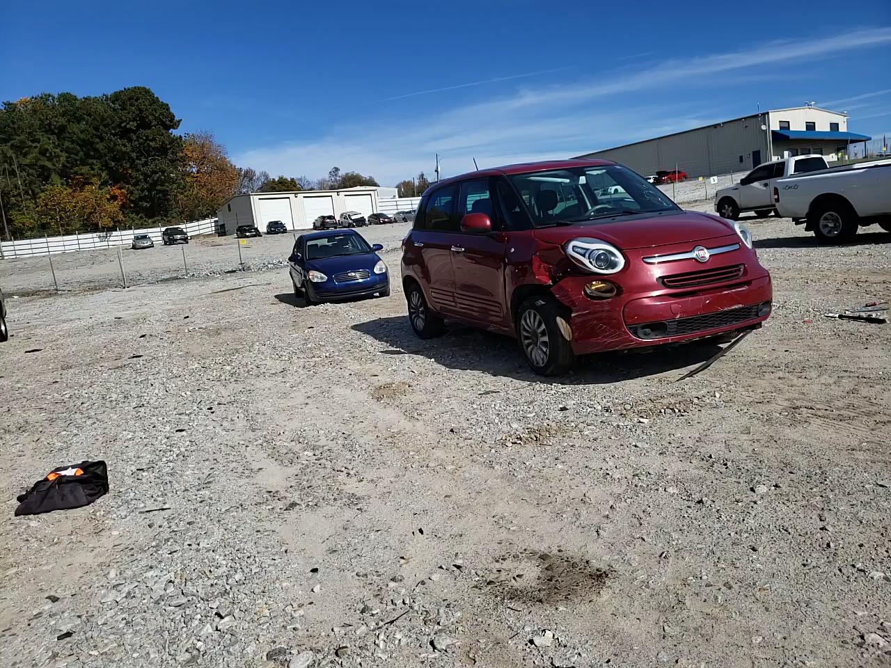 2014 FIAT 500L EASY ZFBCFABHXEZ027572