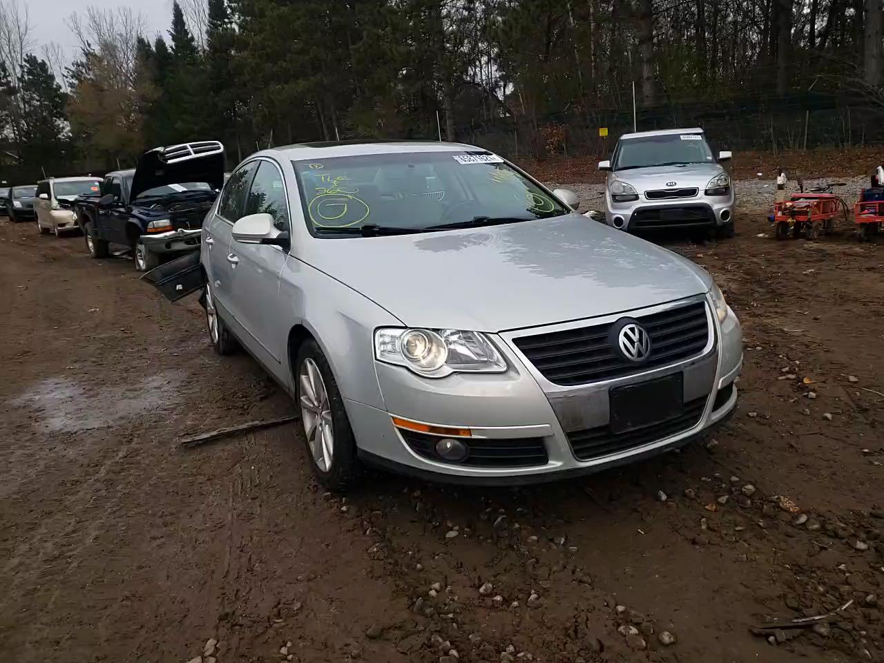2010 VOLKSWAGEN PASSAT KOM WVWJK7AN4AE160503