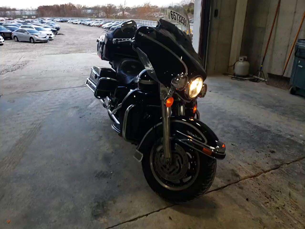 2003 HARLEY-DAVIDSON FLHTCUI 1HD1FCW143Y609245