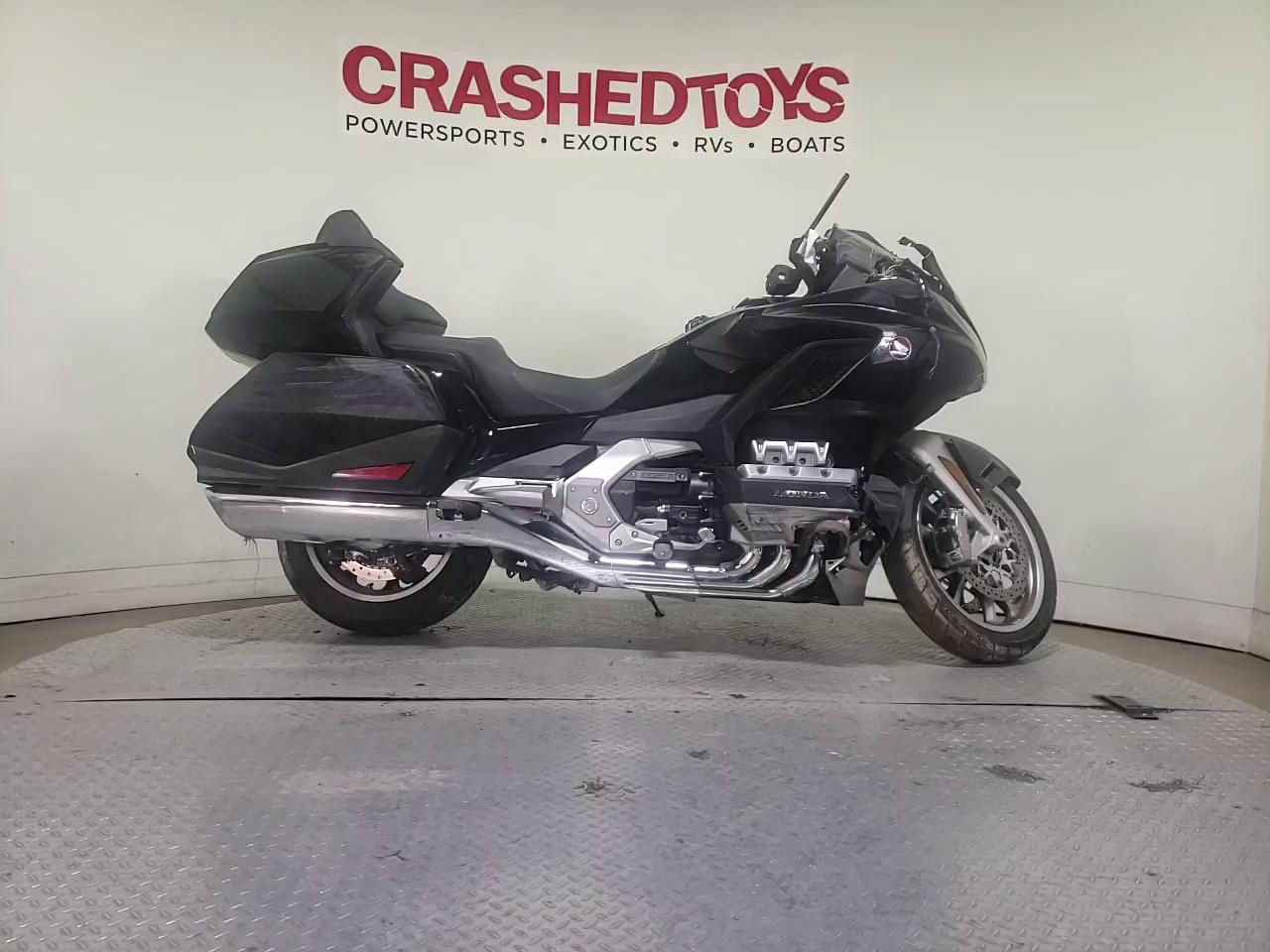 2019 HONDA GL1800 D JH2SC795XKK101052