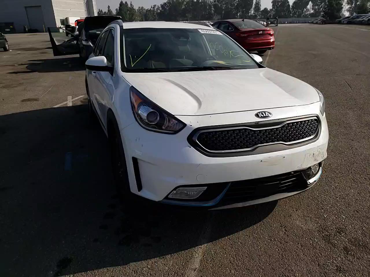 2019 KIA NIRO LX KNDCM3LD1K5331760