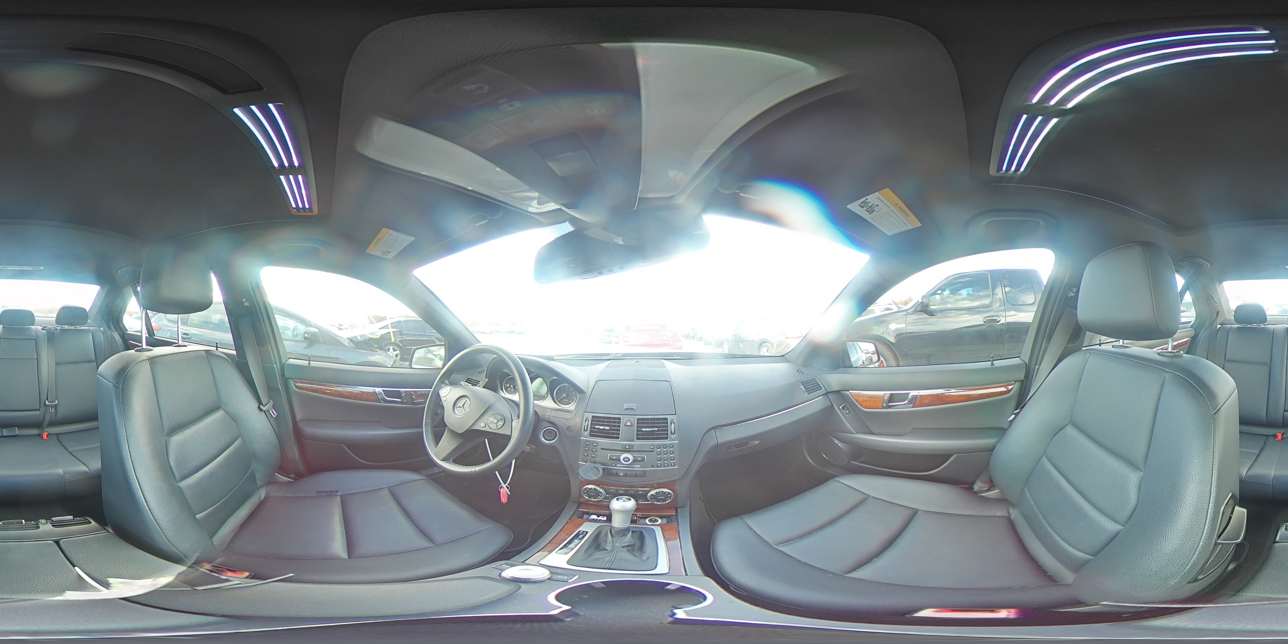 2011 MERCEDES-BENZ C300 WDDGF8BB1BR137818