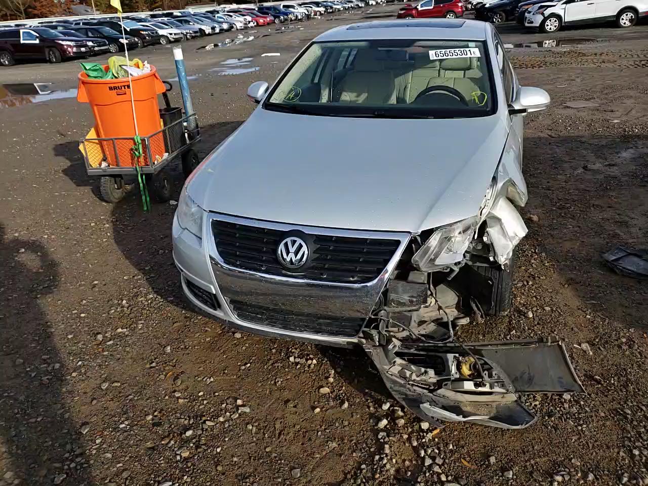2010 VOLKSWAGEN PASSAT KOM WVWJK7AN2AE139326