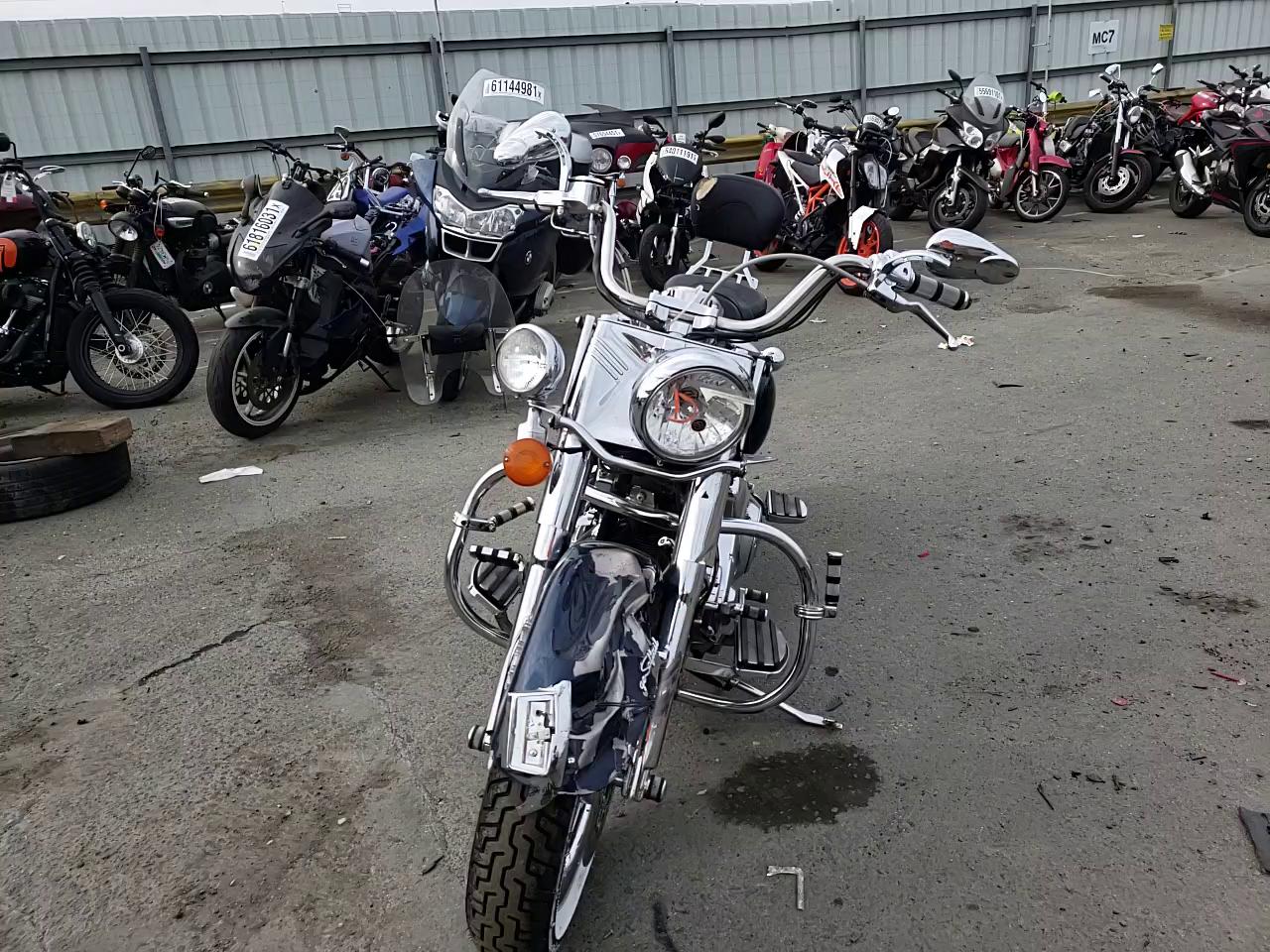 2004 HARLEY-DAVIDSON FLSTCI 1HD1BWB304Y035958