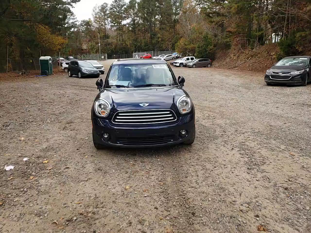 2011 MINI COOPER COU WMWZB3C57BWM00855