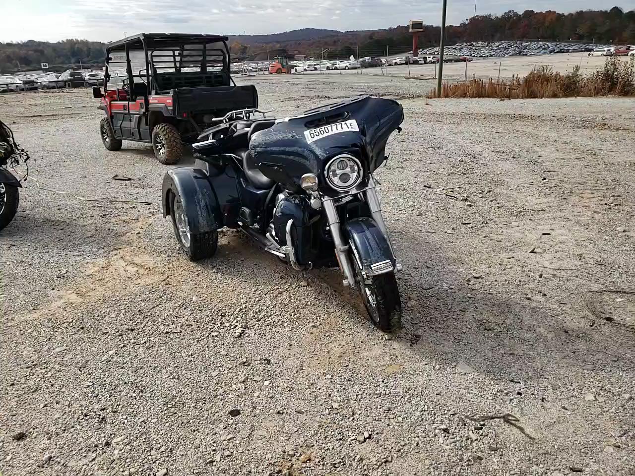2016 HARLEY-DAVIDSON FLHTCUTG T 1HD1MAL13GB853377