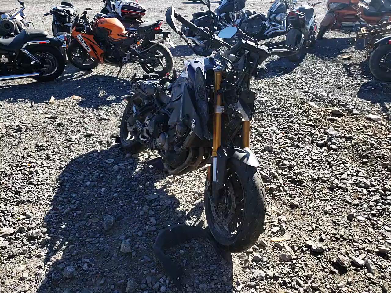 2017 YAMAHA FJ09 JYARN37E0HA003798