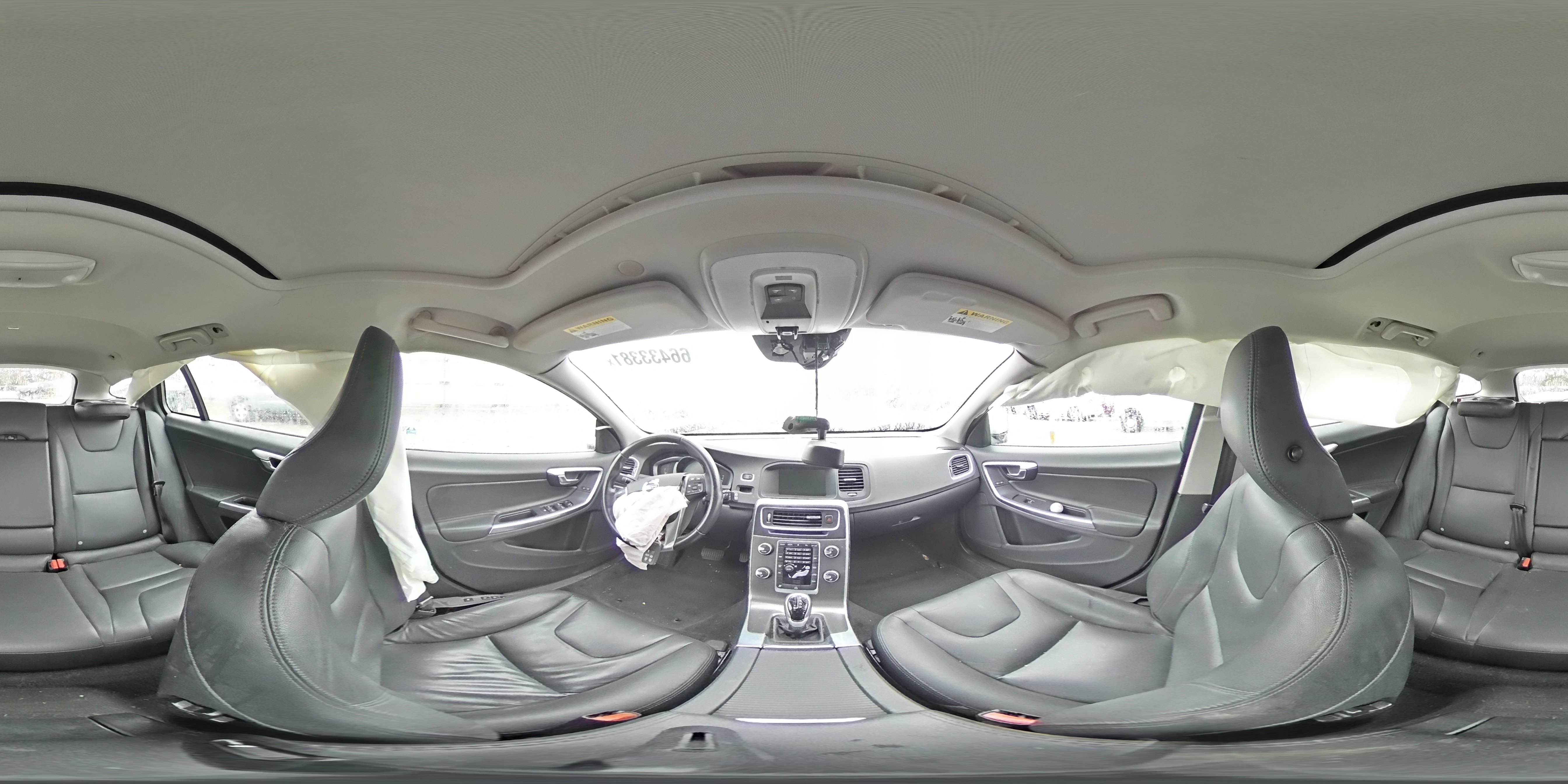2015 VOLVO V60 PREMIE YV140MEB1F1207285