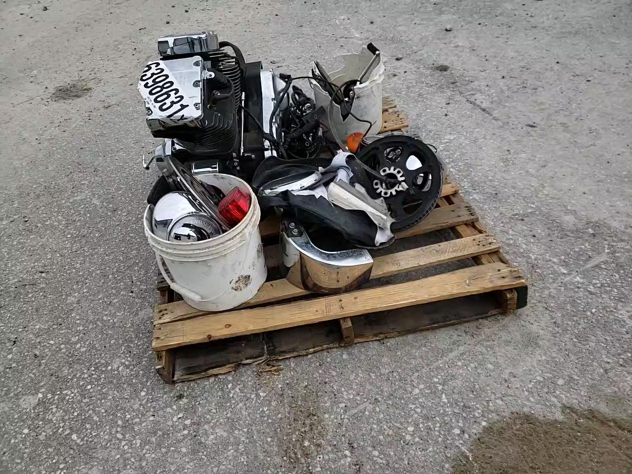 2006 HARLEY-DAVIDSON FLSTCI 1HD1BWB156Y079049