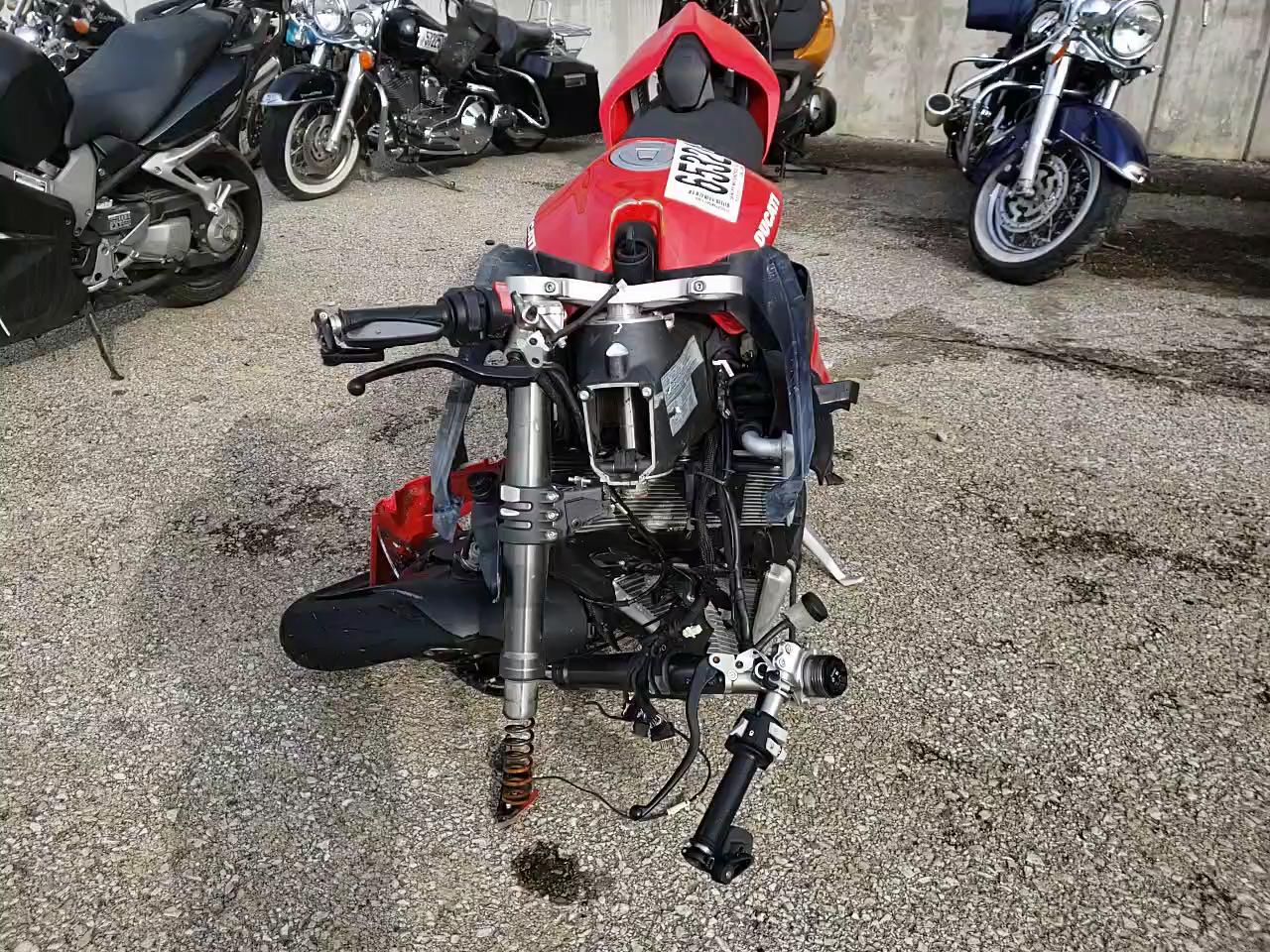 2021 DUCATI PANIGALE V ZDMHAATW1MB004420