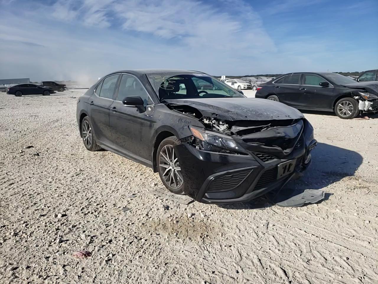2022 TOYOTA CAMRY NIGH 4T1G31AK8NU570884