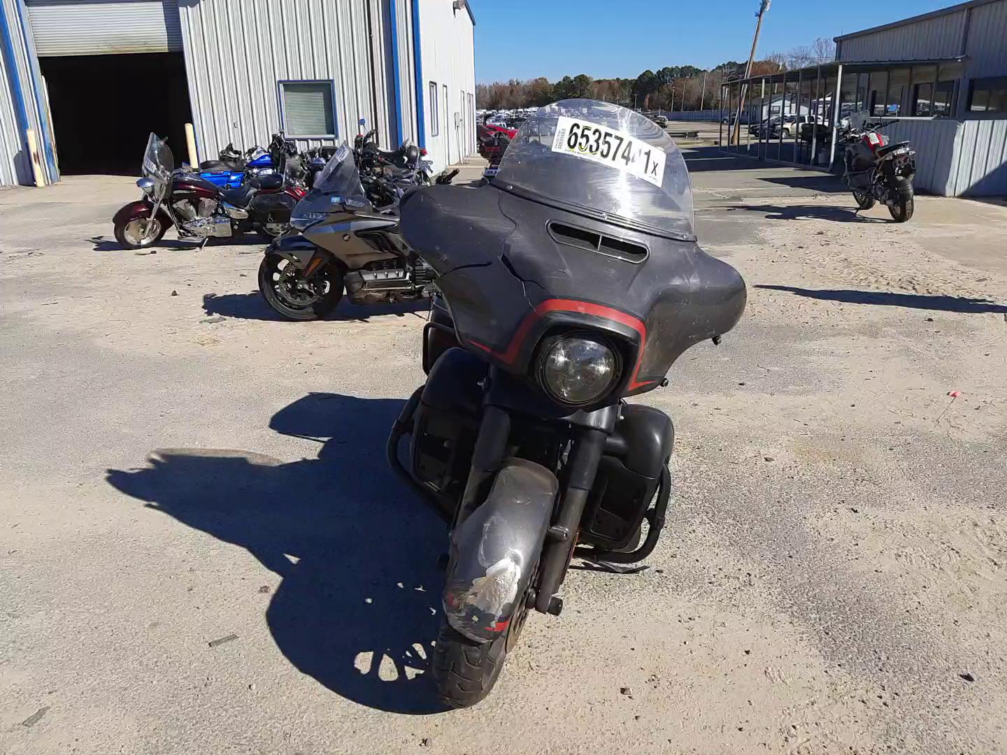 2018 HARLEY-DAVIDSON FLHXSE CVO 5HD1PXLC3JB958786