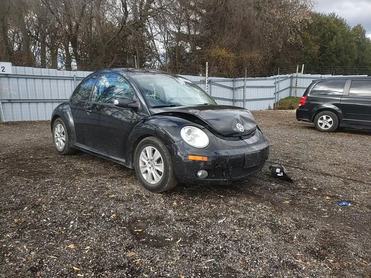 2010 VOLKSWAGEN NEW BEETLE 3VWRW2AGXAM023052